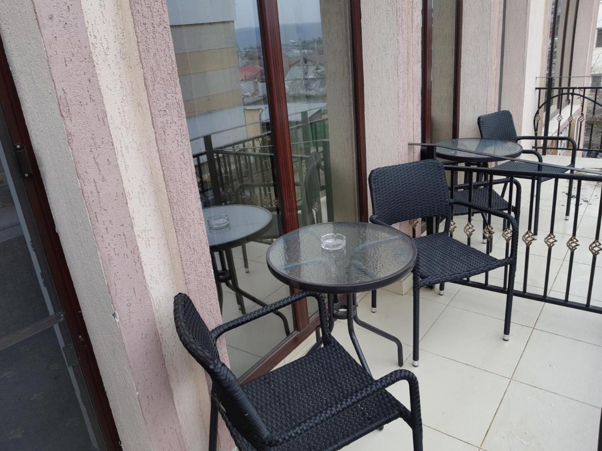 Hotel Ro&Mario Barlad Bîrlad المظهر الخارجي الصورة