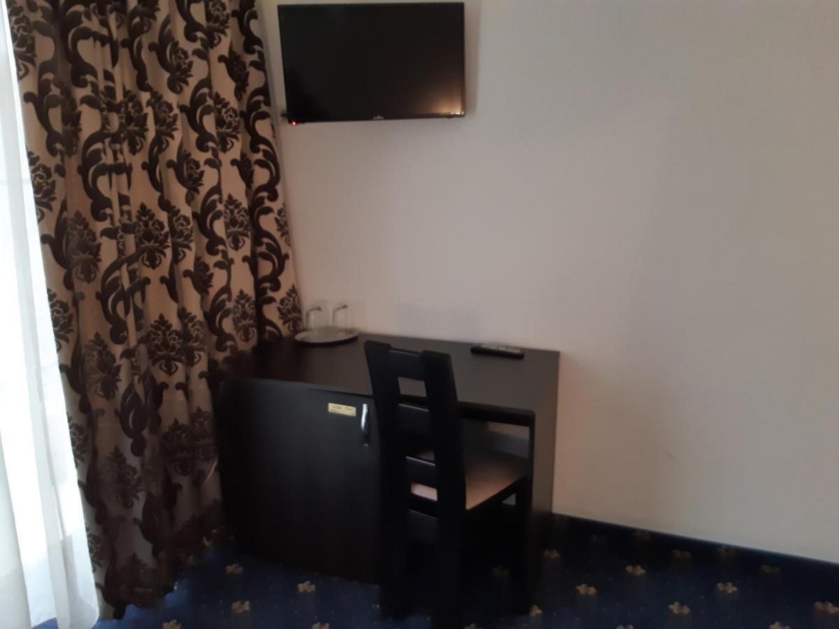 Hotel Ro&Mario Barlad Bîrlad المظهر الخارجي الصورة
