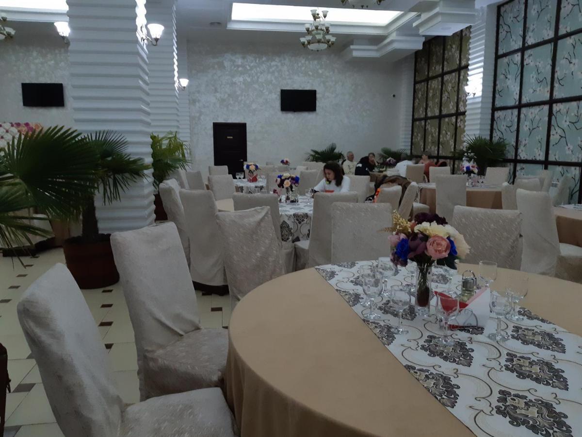 Hotel Ro&Mario Barlad Bîrlad المظهر الخارجي الصورة